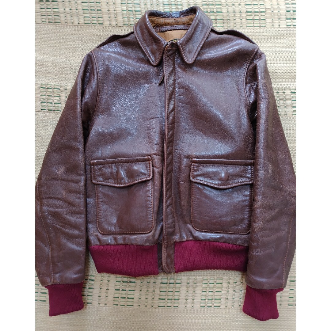最終価格【中古美品】エアロレザー A-2 a2 馬革 ジャケット 38 最終価格【中古美品】エアロレザー A-2 a2 馬革 ジャケット 38