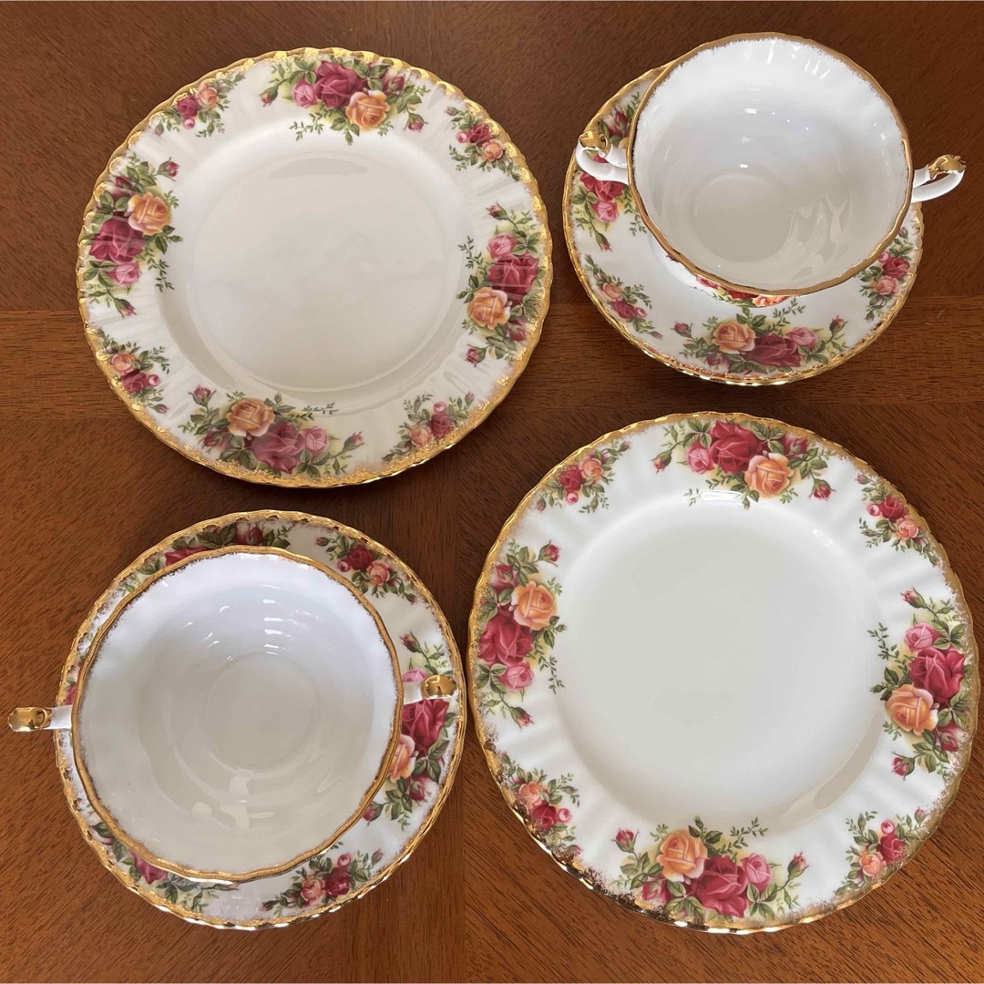 レア美品】英国製 ロイヤルアルバート☆オールドカントリー レア美品】英国製 ロイヤルアルバート☆オールドカントリー
