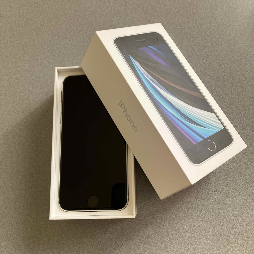 iPhone SE 第2世代 64GB ホワイト iPhone SE 第2世代 64GB ホワイト