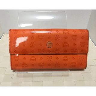 エムシーエム(MCM)のMCM 長財布 チャームが可愛い♪ エムシーエム(財布)