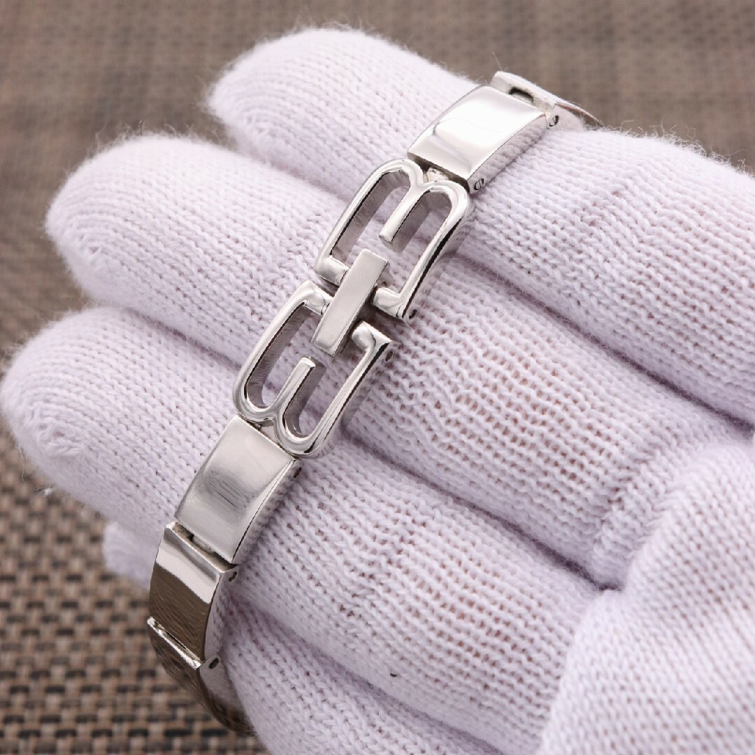 BALENCIAGA - ほぼ未使用品【新品電池】BALENCIAGA バングル BALENCIAGA - ほぼ未使用品【新品電池】BALENCIAGA バングル