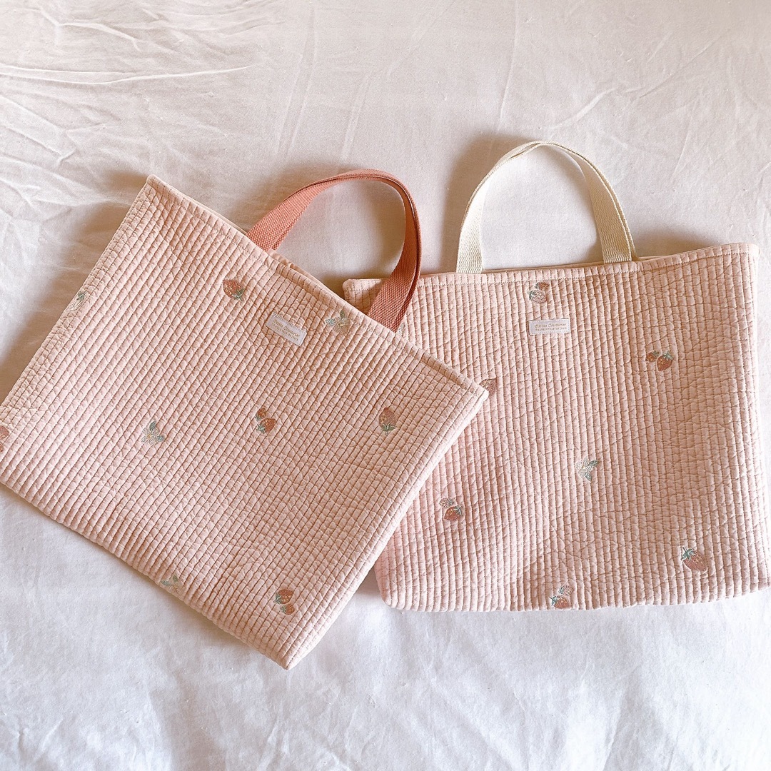 いちご 刺繍ヌビ レッスンバッグ マチありの通販 by nano and いちご 刺繍ヌビ レッスンバッグ マチありの通販 by nano and