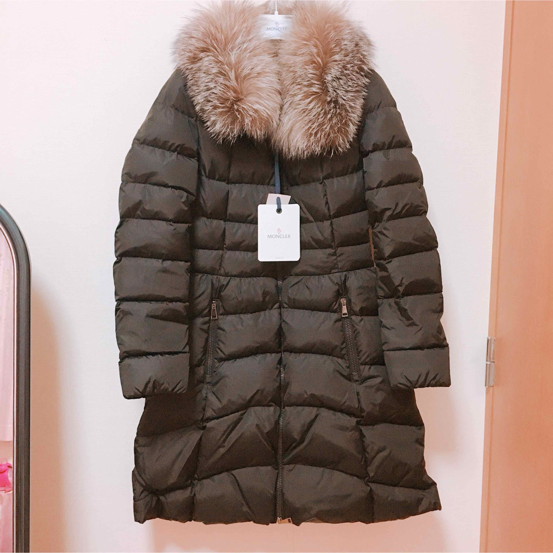 MONCLER - モンクレール ダウン レディース ファー 黒 ブラック MONCLER - モンクレール ダウン レディース ファー 黒 ブラック