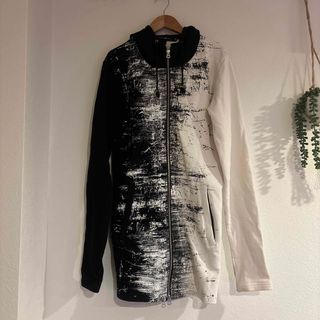 CIVARIZE(パーカー)のフリマアイテム一覧 CIVARIZE(パーカー)のフリマアイテム一覧
