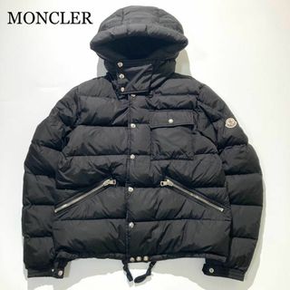 MONCLER(ダウンジャケット)のフリマアイテム一覧 MONCLER(ダウンジャケット)のフリマアイテム一覧