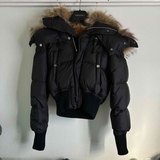 DSQUARED2(ダウンジャケット)のフリマアイテム一覧 DSQUARED2(ダウンジャケット)のフリマアイテム一覧