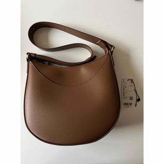 ユニクロ(UNIQLO)のレザータッチワンハンドルバッグ　36 BROWN(ショルダーバッグ)