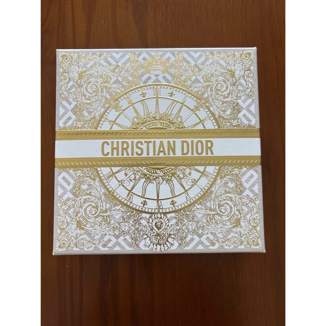 Christian Dior(クリスチャンディオール)のDior空箱 レディースのバッグ(ショップ袋)の商品写真