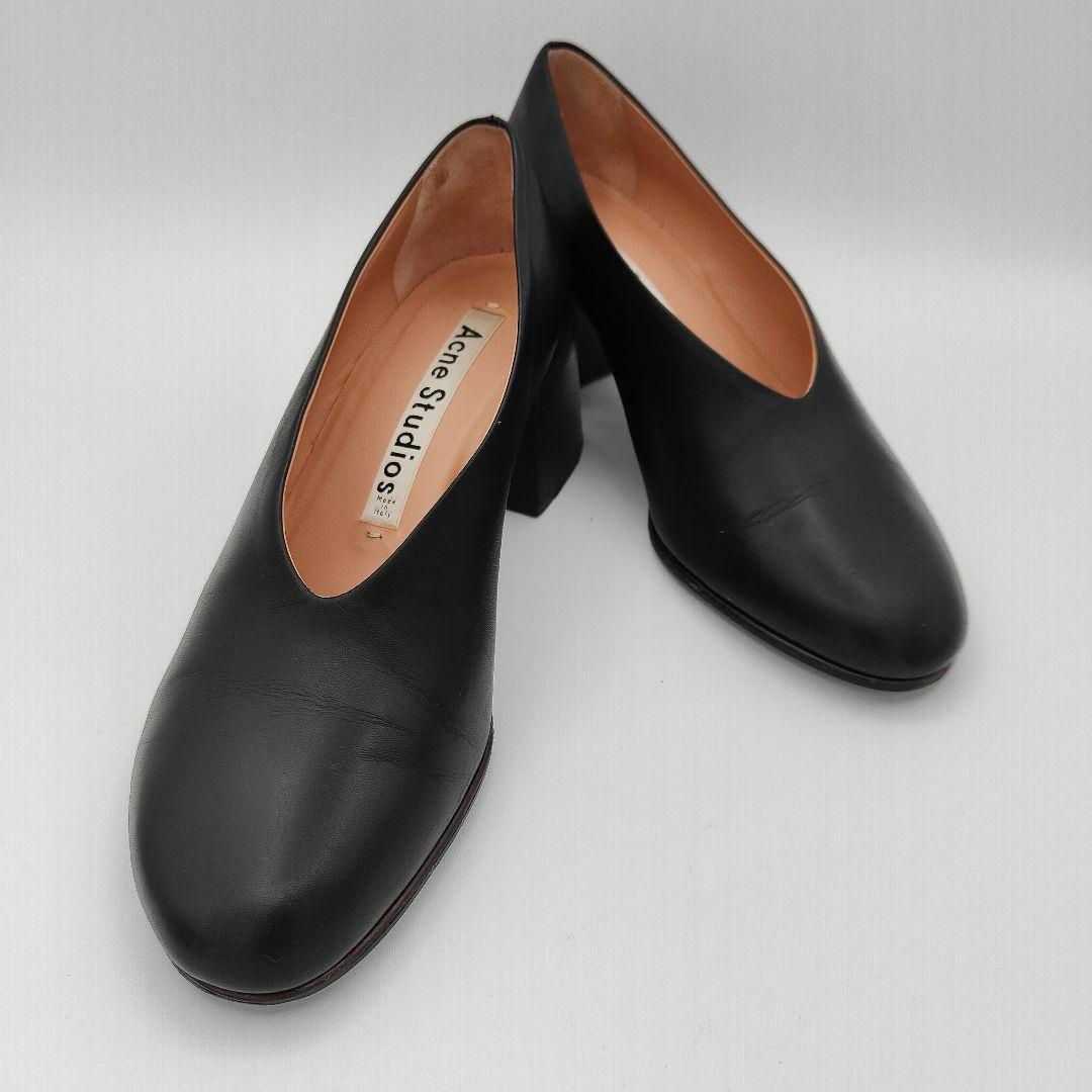 Acne Studious チャンキーヒール パンプス ブラック ブイカット Acne Studious チャンキーヒール パンプス ブラック ブイカット