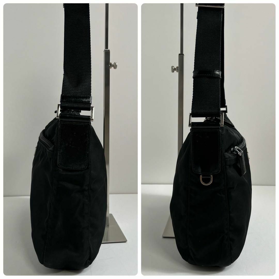 PRADA ショルダーバッグ カメラバッグ 三角プレート ナイロン PRADA ショルダーバッグ カメラバッグ 三角プレート ナイロン
