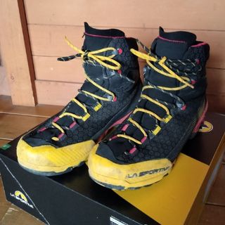 LA SPORTIVA - 新品 LA SPORTIVA Futura 36 フューチュラ の通販 LA SPORTIVA - 新品 LA SPORTIVA Futura 36 フューチュラ の通販
