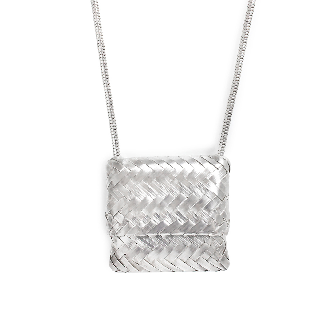 Tiffany & Co. - ティファニー メッシュバッグ モチーフ Tiffany & Co. - ティファニー メッシュバッグ モチーフ