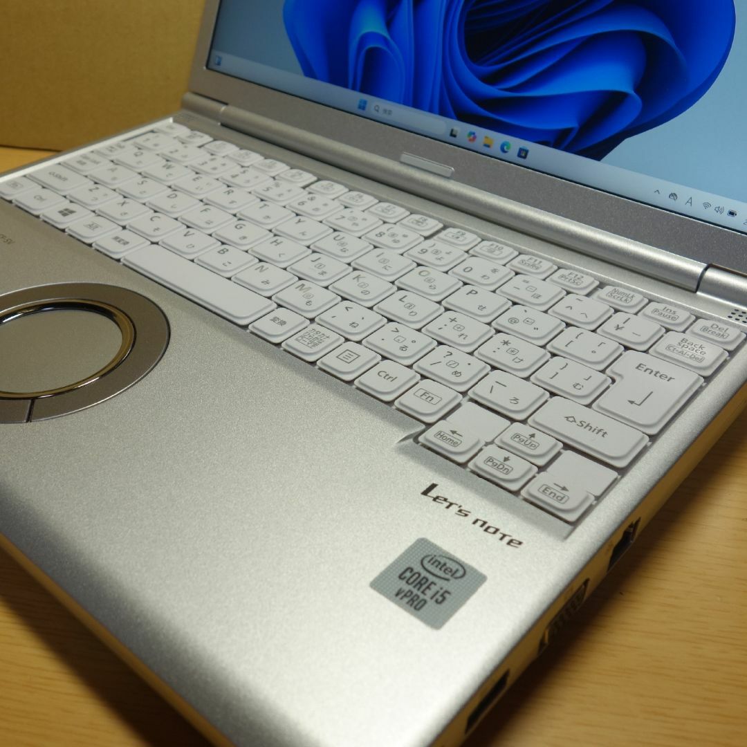 レッツノート SV9◇Core i5-10310U/256G/8G/電池長持ち レッツノート SV9◇Core i5-10310U/256G/8G/電池長持ち