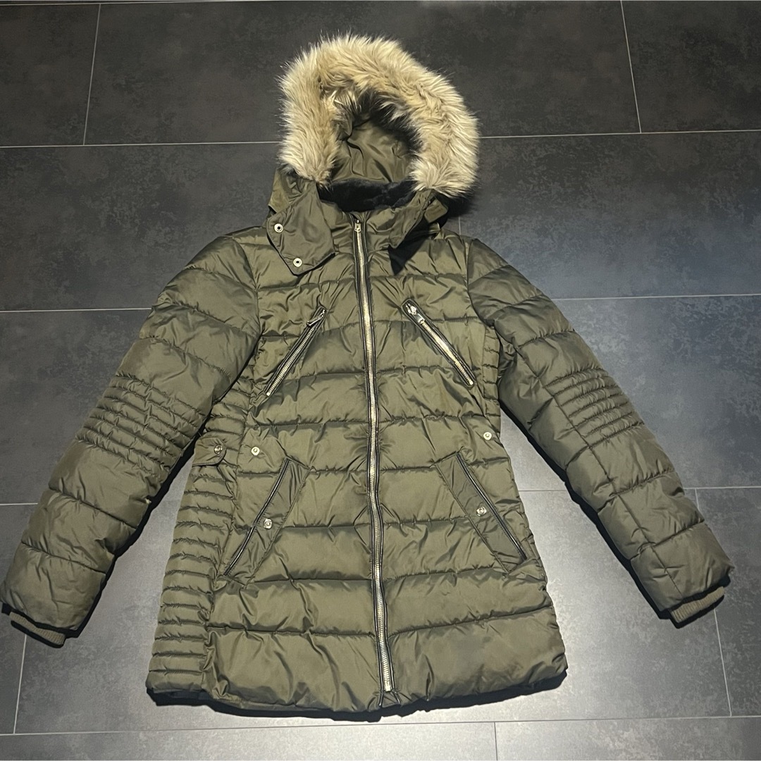 ZARA - ZARA ダウン カーキ フード ファー trfの通販 by ZARA - ZARA ダウン カーキ フード ファー trfの通販 by
