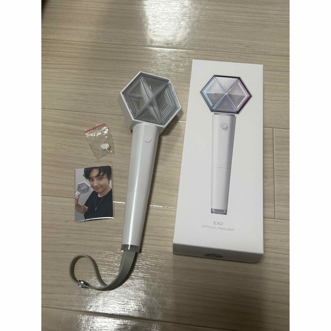 EXO(エクソ)のEXO ペンライト エンタメ/ホビーのCD(K-POP/アジア)の商品写真