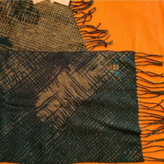 Vivienne Westwood(マフラー)のフリマアイテム一覧 Vivienne Westwood(マフラー)のフリマアイテム一覧