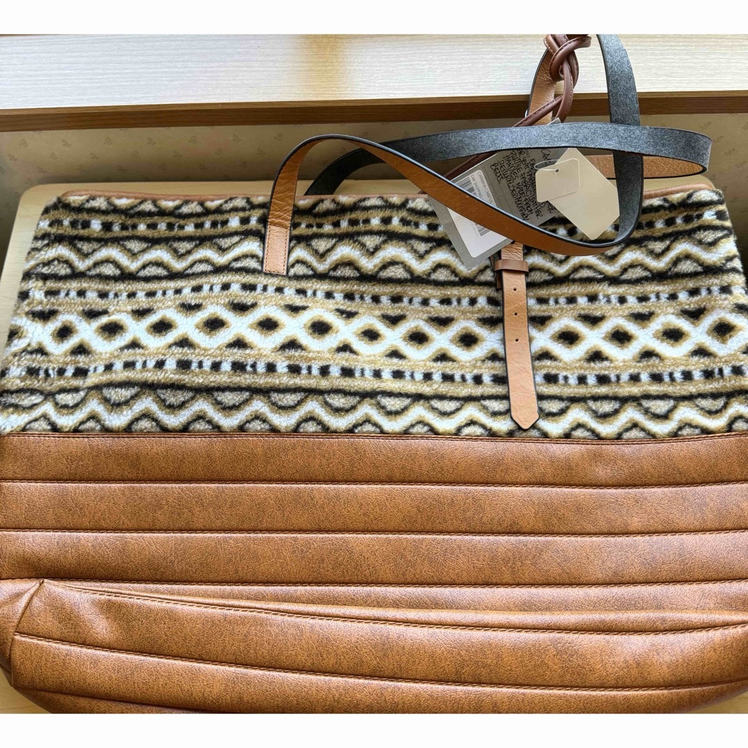 ☆新品☆イタリア CARMINA CAMPUS ショルダーバッグ 大きいサイズ ☆新品☆イタリア CARMINA CAMPUS ショルダーバッグ 大きいサイズ