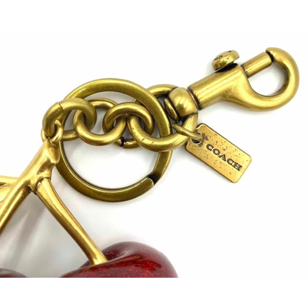 COACH - COACH コーチチェリー さくらんぼキーホルダー COACH - COACH コーチチェリー さくらんぼキーホルダー