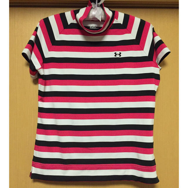 UNDER ARMOUR(アンダーアーマー)の☆peace☆さん専用 アンダーアーマー 半袖Tシャツ ボーダー ピンク M レディースのトップス(Tシャツ(半袖/袖なし))の商品写真