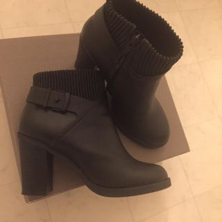 チャールズアンドキース(Charles and Keith)の美品♡チャールズアンドキース♡ブーティー(ブーティ)