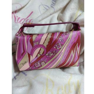 EMILIO PUCCI(ポーチ)のフリマアイテム一覧 EMILIO PUCCI(ポーチ)のフリマアイテム一覧