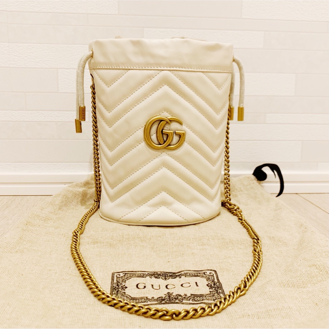 早い者勝ち【極美品】グッチ GGマーモント バケットバッグ 早い者勝ち【極美品】グッチ GGマーモント バケットバッグ