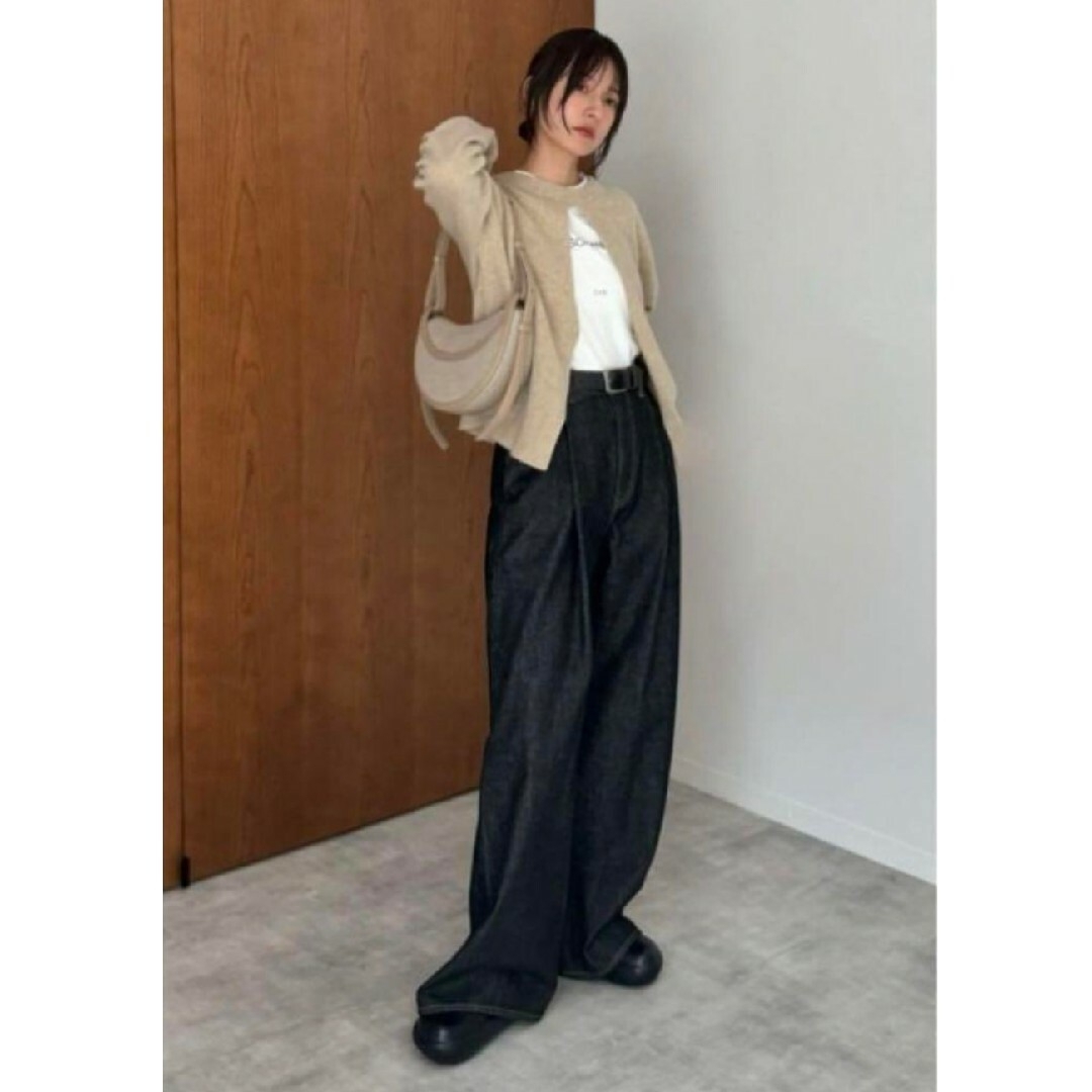 CLANE × Suzu TUCK WIDE DENIM PANTS 広瀬すず - パンツ CLANE × Suzu TUCK WIDE DENIM PANTS 広瀬すず - パンツ