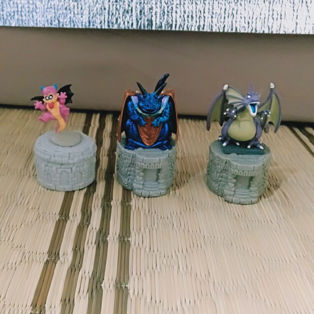 ドラゴンクエスト ボトルキャップ 3体の通販 by こうちゃん's ドラゴンクエスト ボトルキャップ 3体の通販 by こうちゃん's