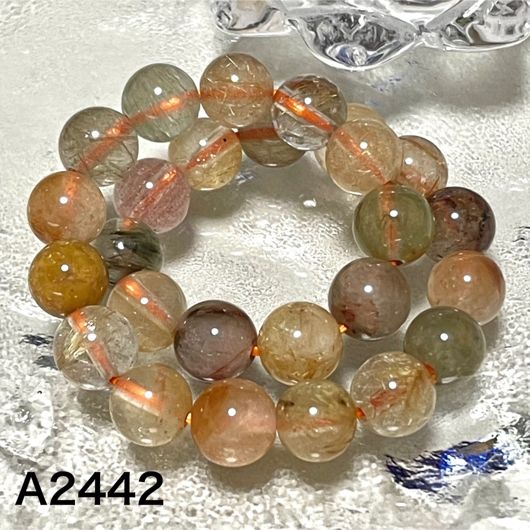 A2442 ミックスルチルクォーツ 7×16 天然石ブレスレット ビーズ レディースのアクセサリー(ブレスレット/バングル)の商品写真