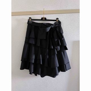 BLACK COMME des GARCONS(ひざ丈スカート)のフリマアイテム一覧 BLACK COMME des GARCONS(ひざ丈スカート)のフリマアイテム一覧