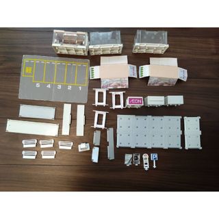 タカラトミー(Takara Tomy)の1月13日までのお値下げ！希少品　トミカタウンビルドシティ　イオンモール(電車のおもちゃ/車)