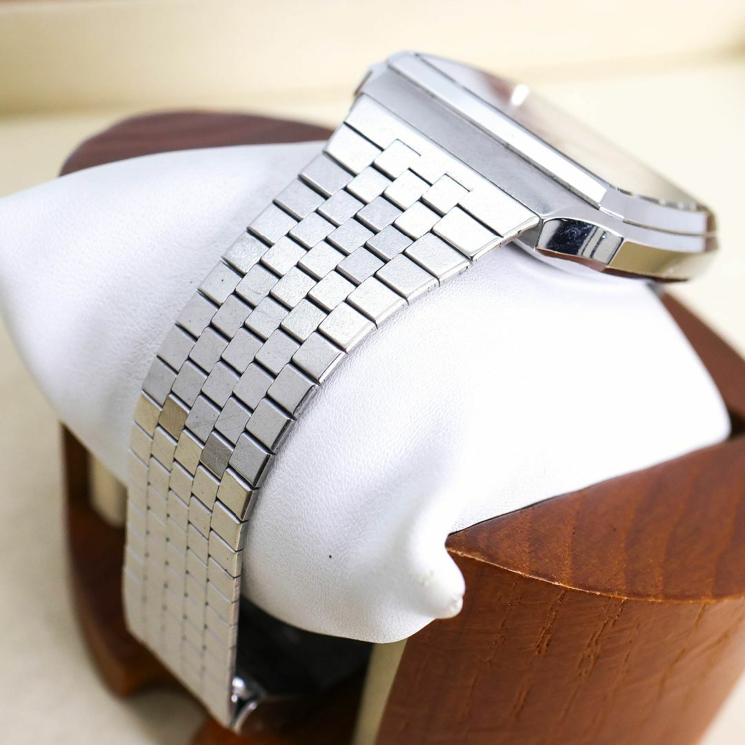 SEIKO - ジャンク品 SEIKO KING QUARTZ 腕時計 デイト 水晶 SEIKO - ジャンク品 SEIKO KING QUARTZ 腕時計 デイト 水晶