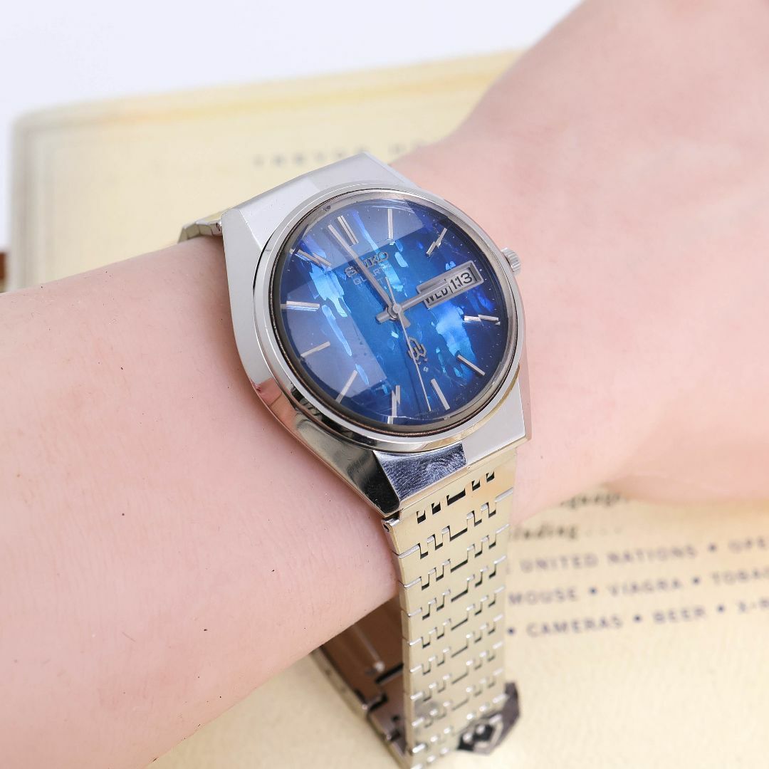 SEIKO - ジャンク品 SEIKO QT 腕時計 9面カットガラス 希少 青 SEIKO - ジャンク品 SEIKO QT 腕時計 9面カットガラス 希少 青