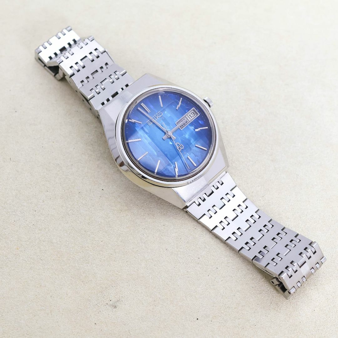 SEIKO - ジャンク品 SEIKO QT 腕時計 9面カットガラス 希少 青 SEIKO - ジャンク品 SEIKO QT 腕時計 9面カットガラス 希少 青