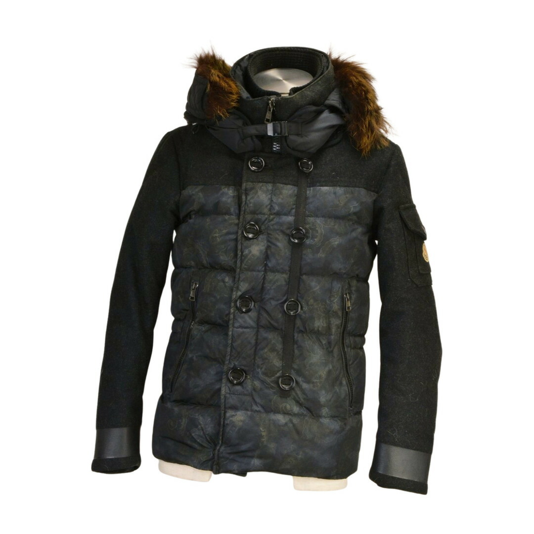 MONCLER - モンクレール MONCLER LEON掲載モデル ペイズリー柄 MONCLER - モンクレール MONCLER LEON掲載モデル ペイズリー柄
