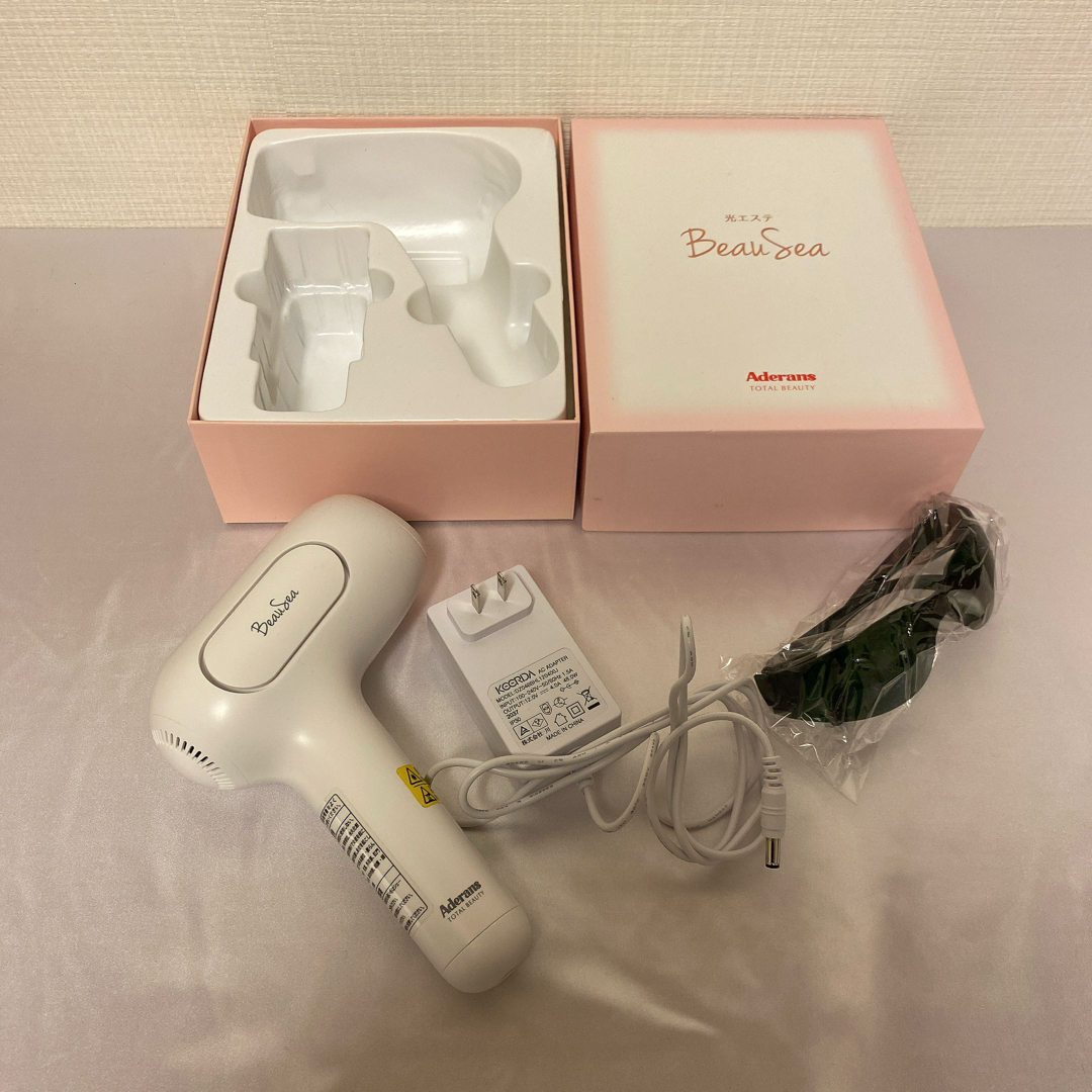 美品 アデランス 光エステ脱毛器Beau 出来上がり Sea/ビューシー 美品 アデランス 光エステ脱毛器Beau 出来上がり Sea/ビューシー