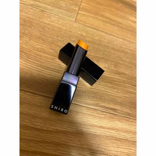 シロ(shiro)の【新品‼️】SHIRO GGリップ カラープライマー　OIO2 リップスティック(口紅)