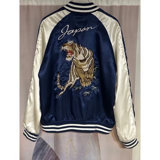 DOD - 匿名発送 美品 DOD GIGA JAMPER サイズM グリーン リバーシブルの通販|ラクマ DOD - 匿名発送 美品 DOD GIGA JAMPER サイズM グリーン リバーシブルの通販|ラクマ