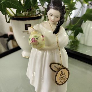 Royal Doulton(置物)のフリマアイテム一覧 Royal Doulton(置物)のフリマアイテム一覧