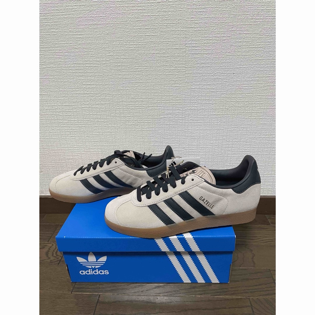新品未使用 24㎝ ガゼル gazelle アディダス ベージュ ピンク 新品未使用 24㎝ ガゼル gazelle アディダス ベージュ ピンク