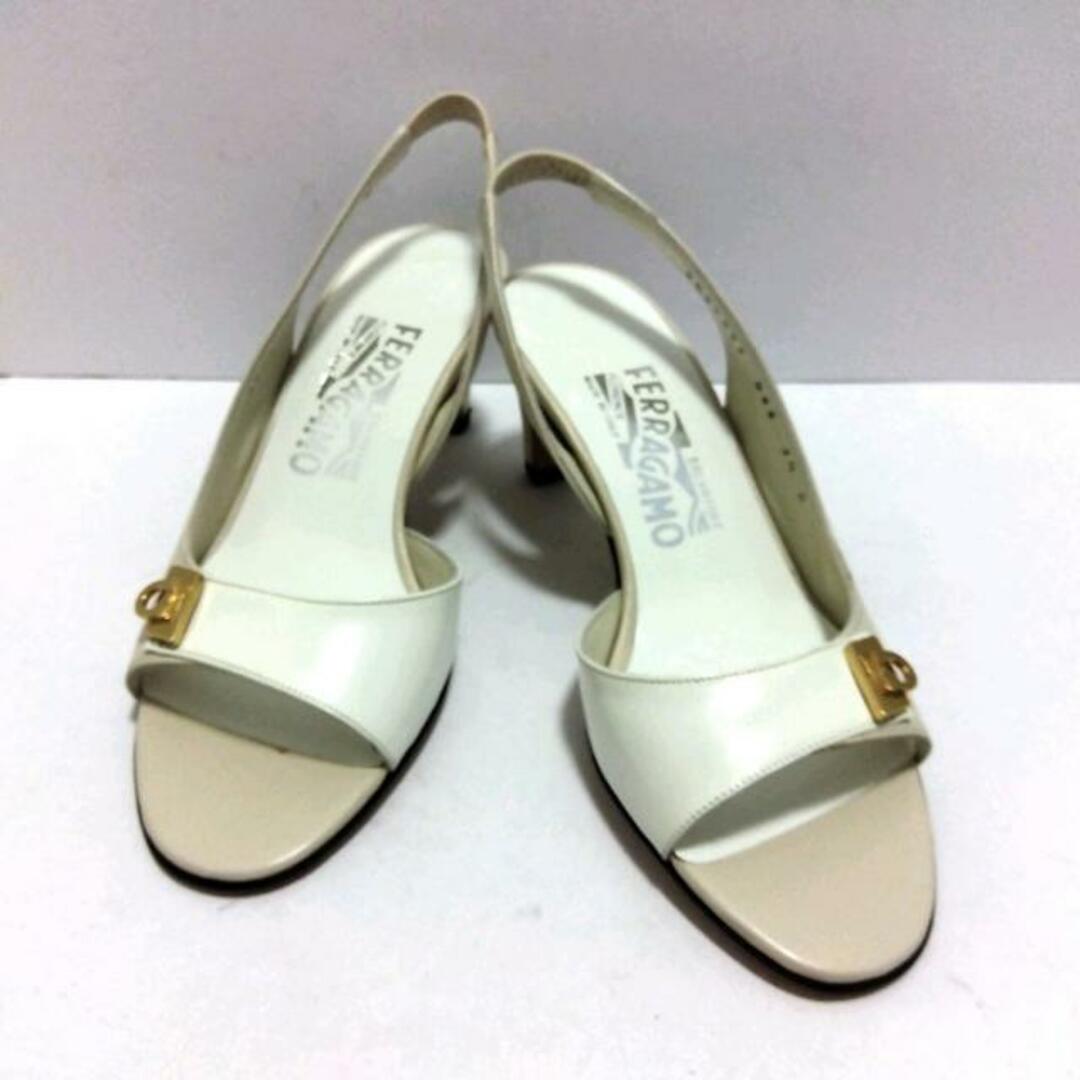SalvatoreFerragamo(サルバトーレフェラガモ) サンダル 3 1/2D SalvatoreFerragamo(サルバトーレフェラガモ) サンダル 3 1/2D