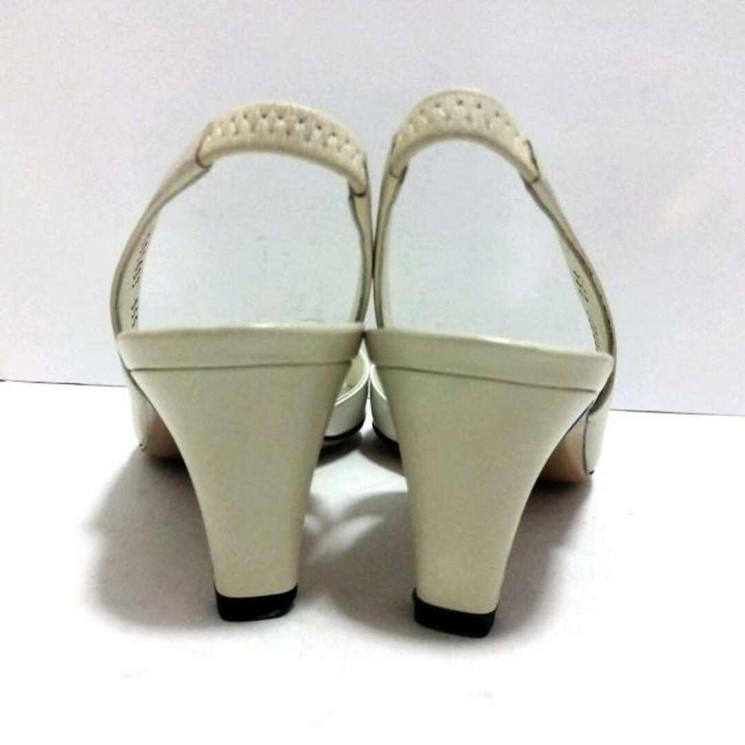 SalvatoreFerragamo(サルバトーレフェラガモ) サンダル 3 1/2D SalvatoreFerragamo(サルバトーレフェラガモ) サンダル 3 1/2D