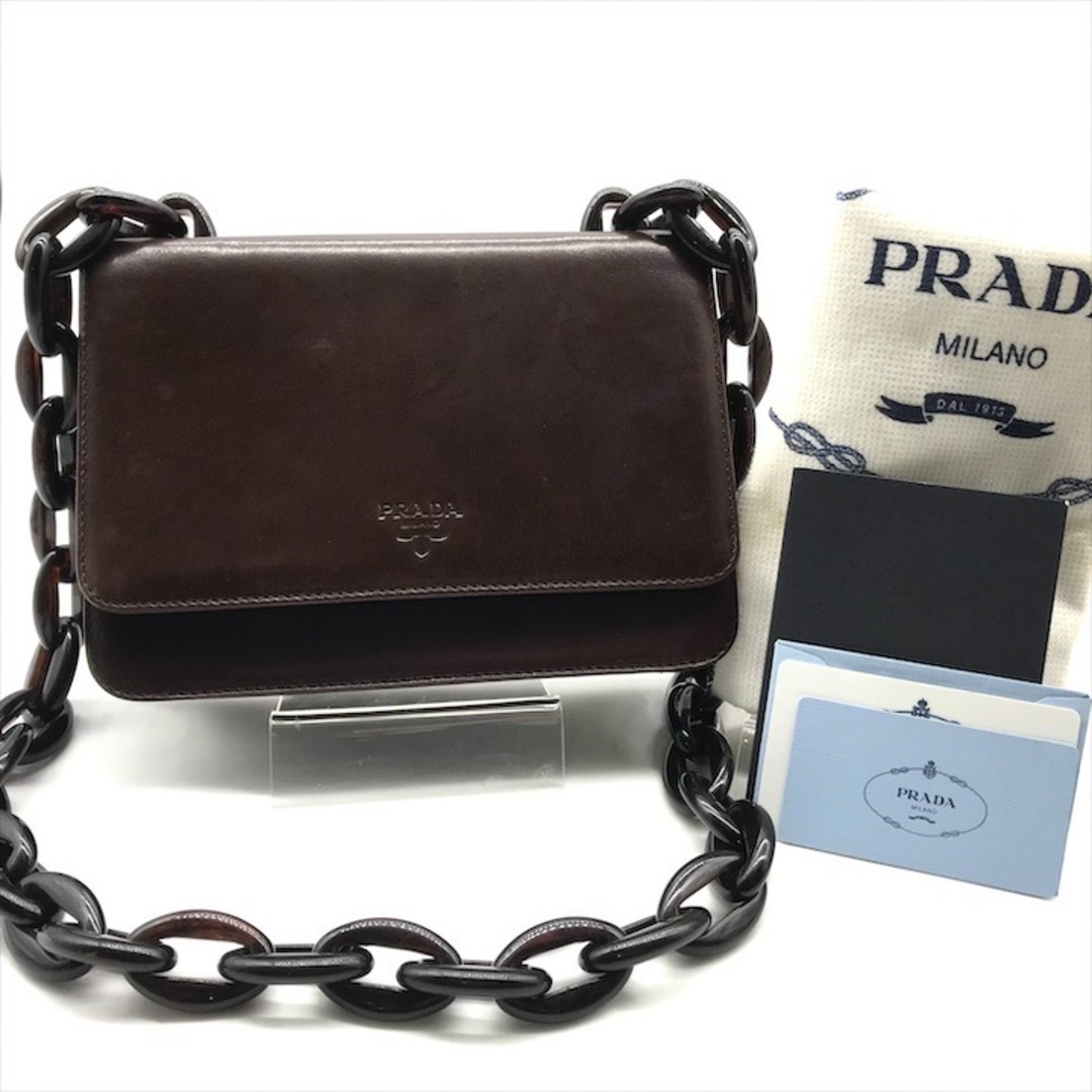 良品 PRADA プラダ ロゴ 型押し オールレザー プラ チェーン 良品 PRADA プラダ ロゴ 型押し オールレザー プラ チェーン