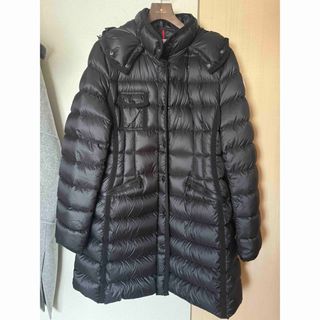 MONCLER(ダウンジャケット ・ ブラック/黒色系)のフリマ MONCLER(ダウンジャケット ・ ブラック/黒色系)のフリマ