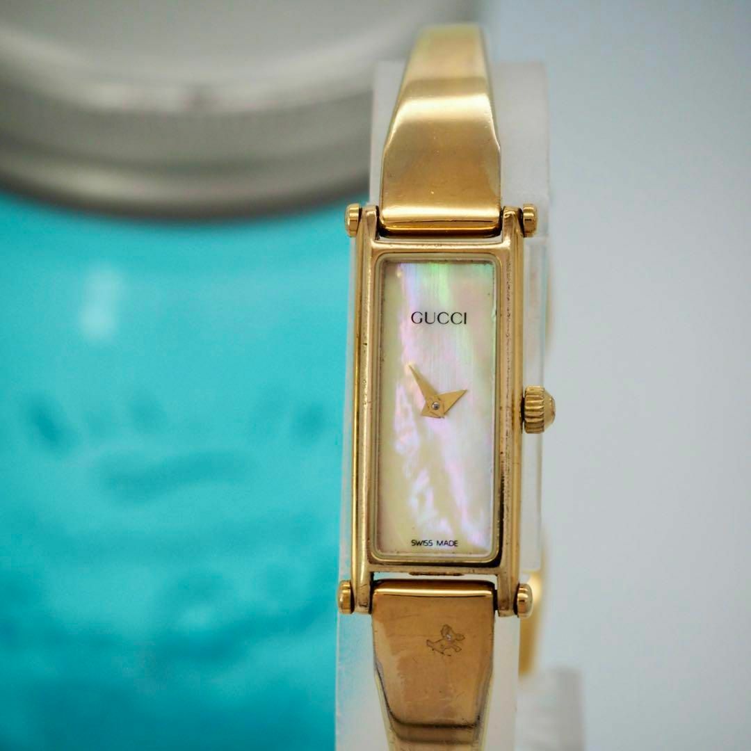 GUCCI - 687 GUCCI ゴールド 1500 シェル文字盤 バングル GUCCI - 687 GUCCI ゴールド 1500 シェル文字盤 バングル