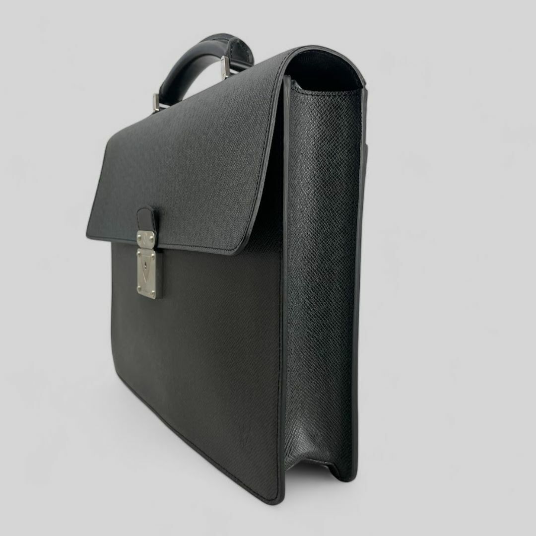LOUIS VUITTON ルイ ヴィトン タイガ イゴール ビジネスバッグ LOUIS VUITTON ルイ ヴィトン タイガ イゴール ビジネスバッグ