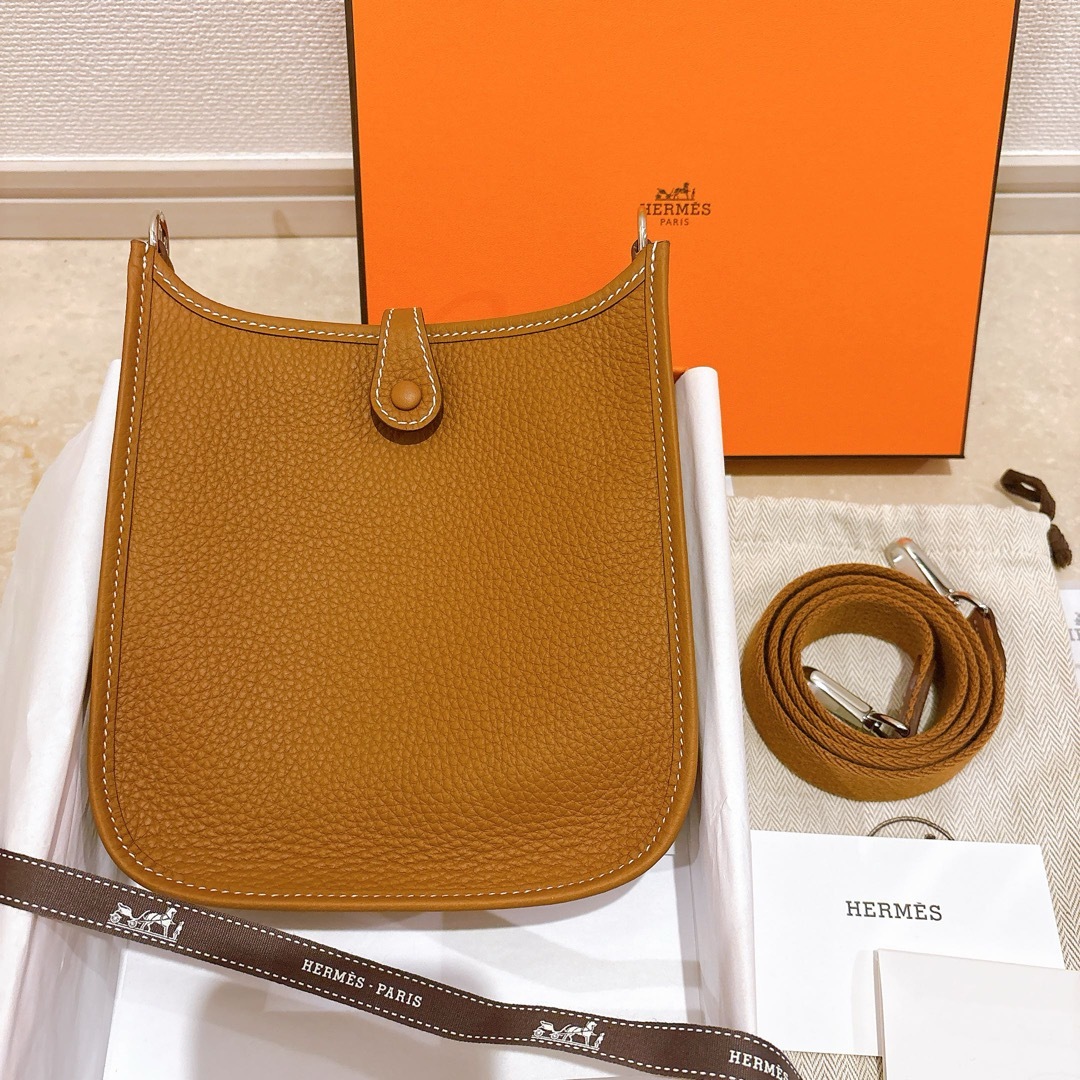 HERMES - 新品未使用 エルメス ミニエブリンtpm ゴールド W刻 85 HERMES - 新品未使用 エルメス ミニエブリンtpm ゴールド W刻 85