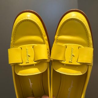 Salvatore Ferragamo(ローファー/革靴 ・ イエロー/黄色系)の Salvatore Ferragamo(ローファー/革靴 ・ イエロー/黄色系)の