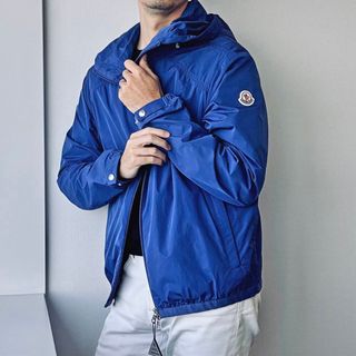 MONCLER(ナイロンジャケット ・ ブルー・ネイビー/青色系)の MONCLER(ナイロンジャケット ・ ブルー・ネイビー/青色系)の