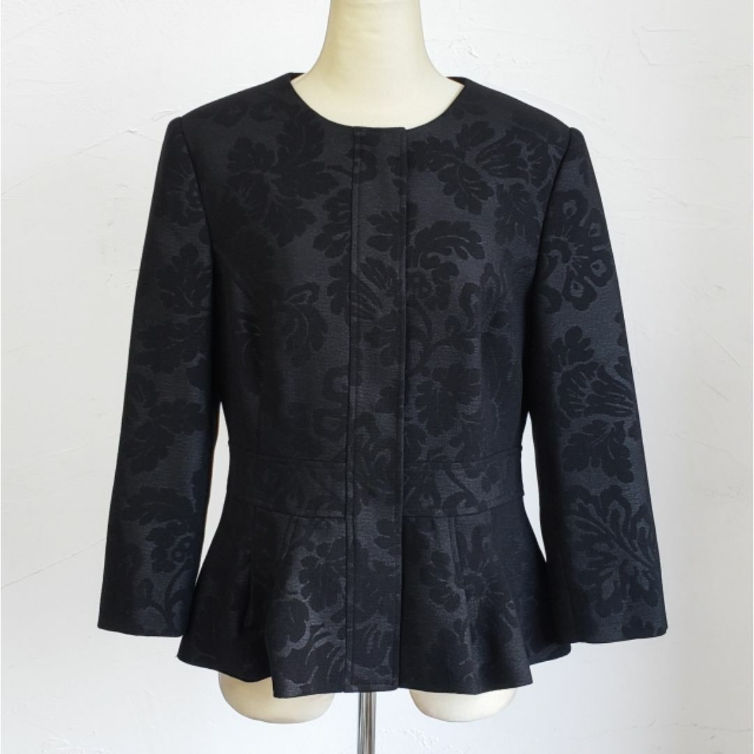 TED BAKER - テッドベイカー ☆ セットアップ 3 透かし花柄 TED BAKER - テッドベイカー ☆ セットアップ 3 透かし花柄